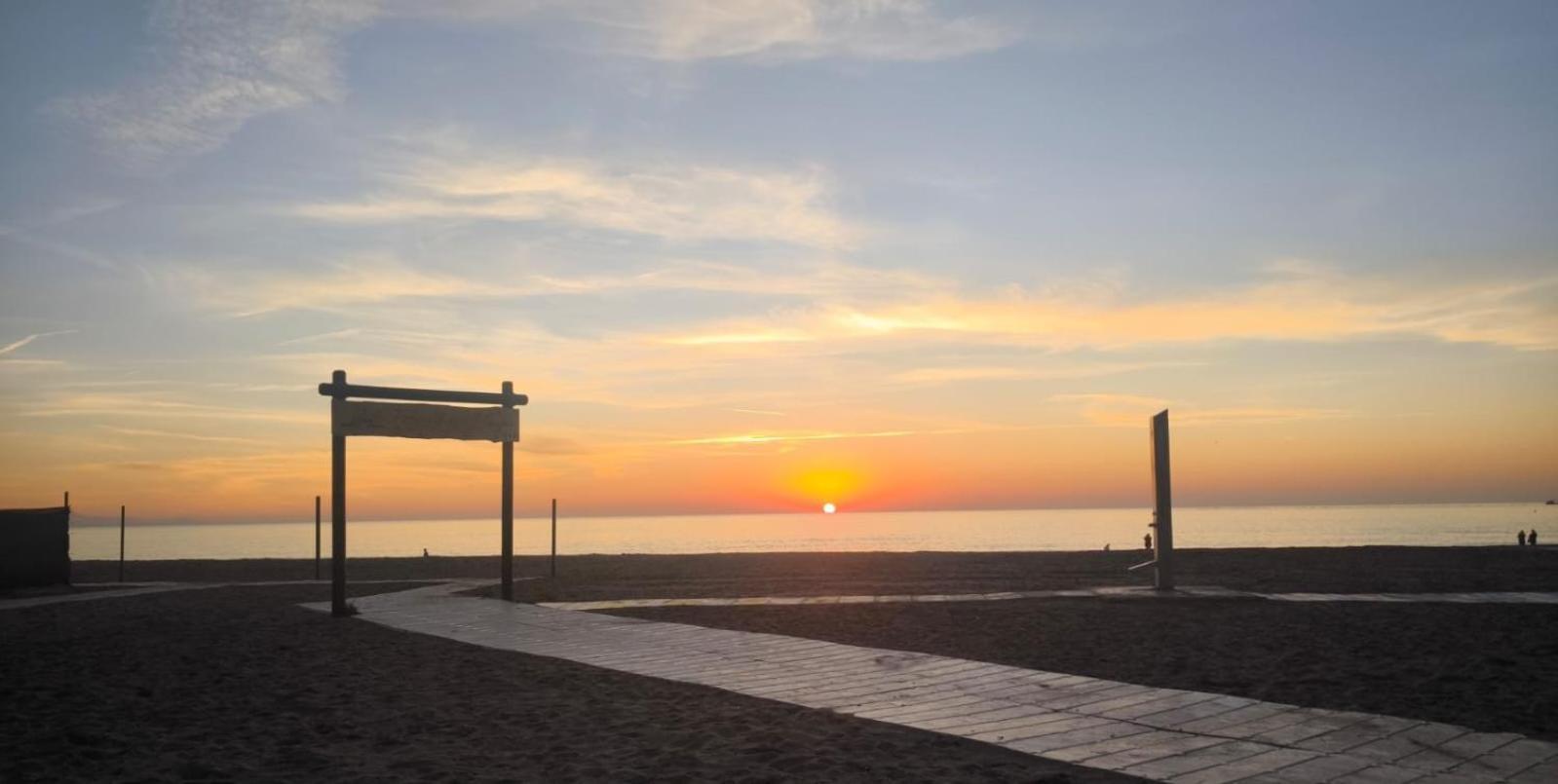 Apartament Beach Playamar ตอร์เรโมลิโนส ภายนอก รูปภาพ